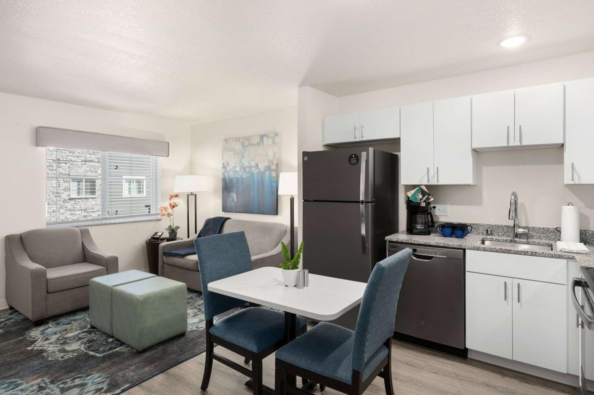 Waterwalk Extended Stay By Wyndham Minneapolis - Plymouth Exterior photo
